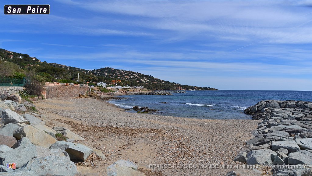 San peire et la pointe de l arpillon 1 copie.jpg - San Peïre - Plage à la Pointe de l'Arpillon. 02 avril 2015.
